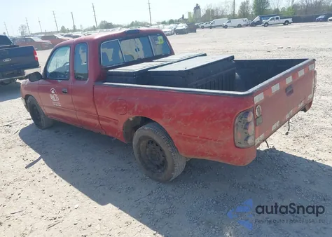 1996 Toyota Tacoma Xtracab z USA, uszkodzony, nr VIN 4TAVL52N4TZ090218